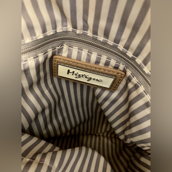 Miztique backpack purse - Picture 5 of 5